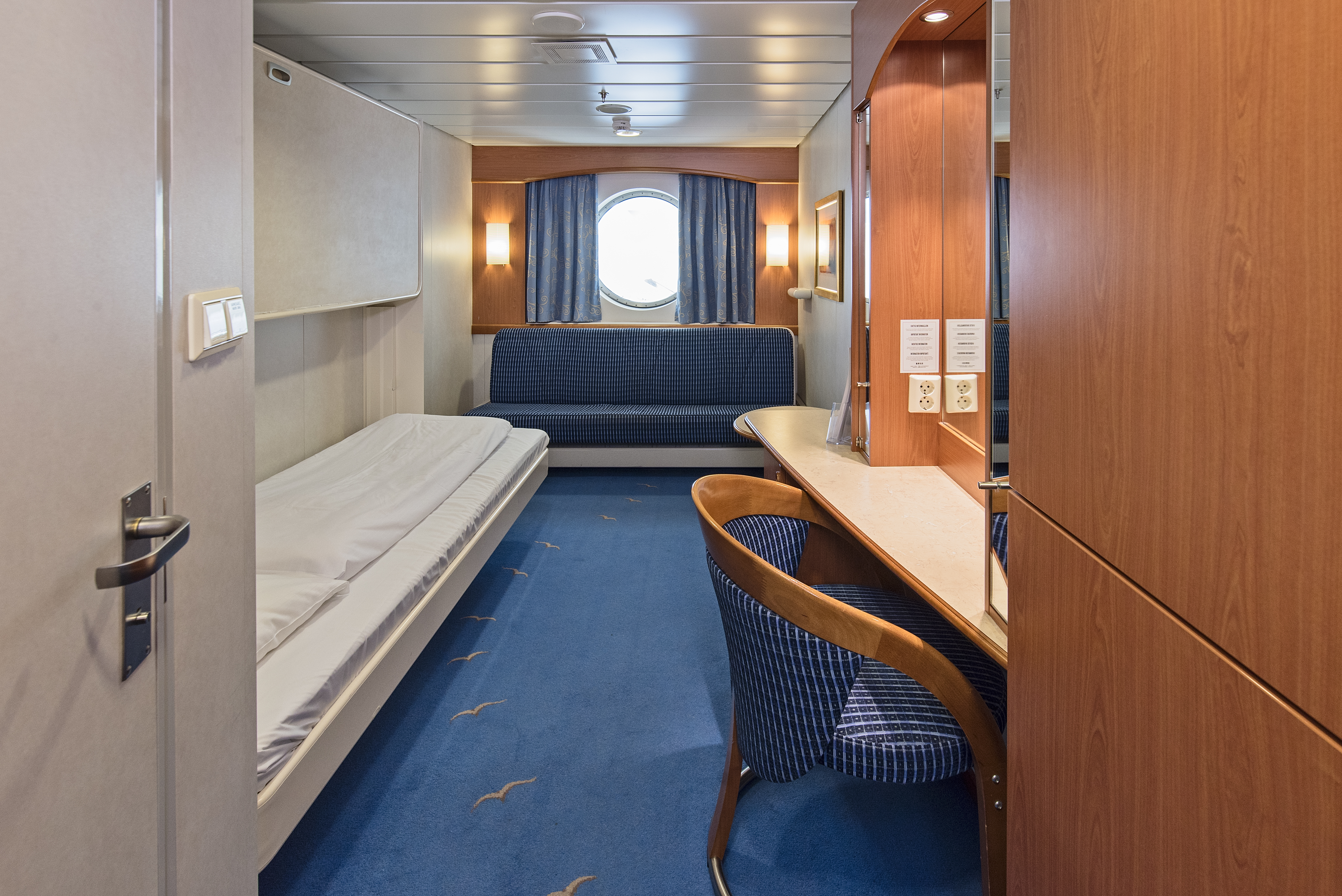 Polar Outside – [J3]