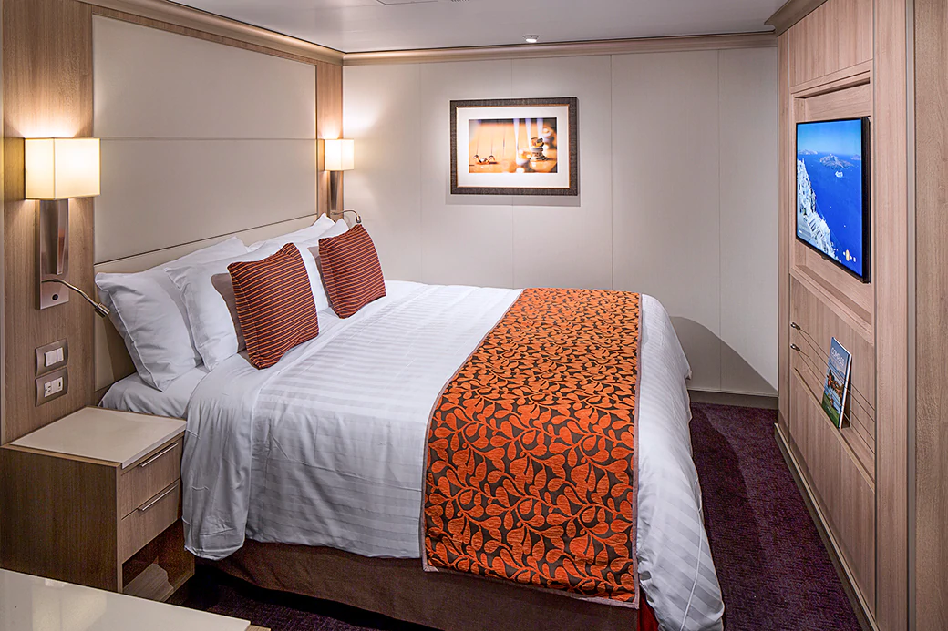 Spa Interior Stateroom – [IQ]