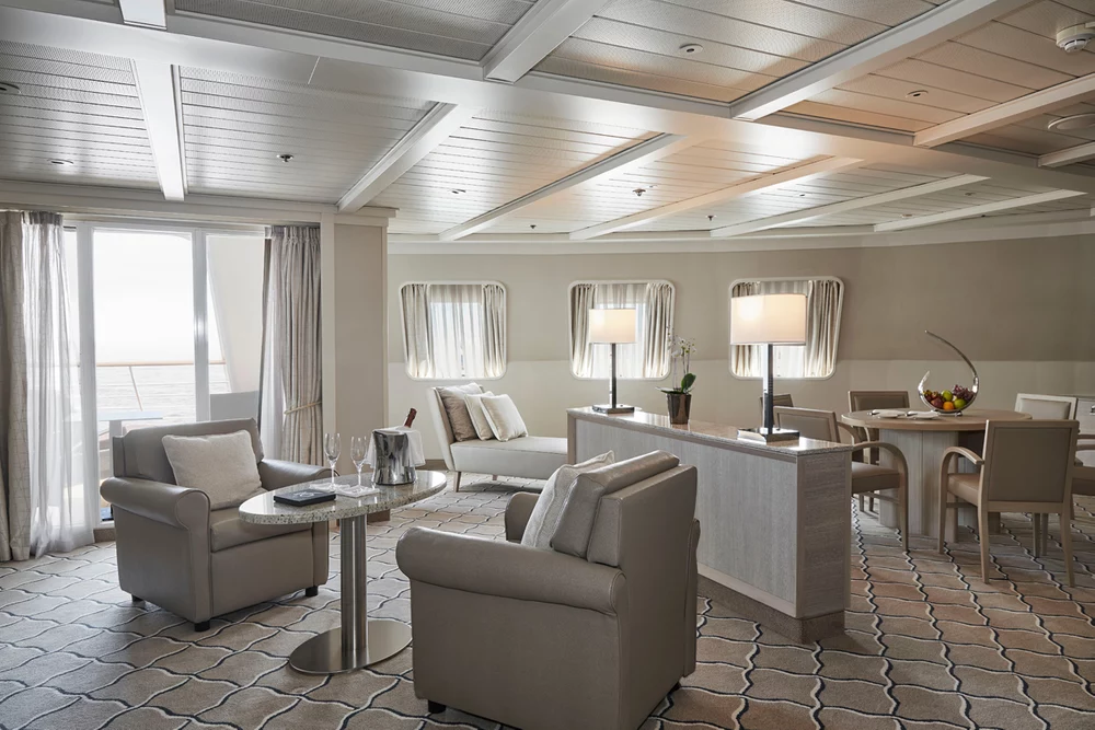 Grand 1 Suite – [G1]