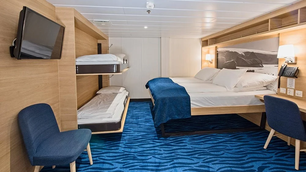 Superior Inside Cabin – [K4D]