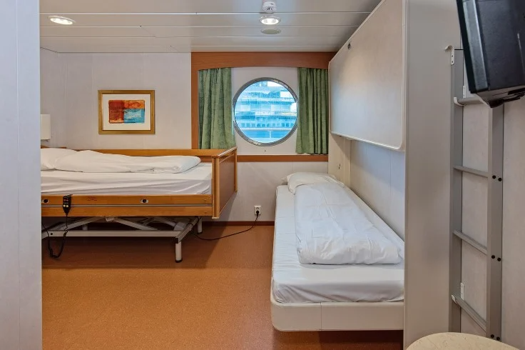 Arctic Superior – [YA]