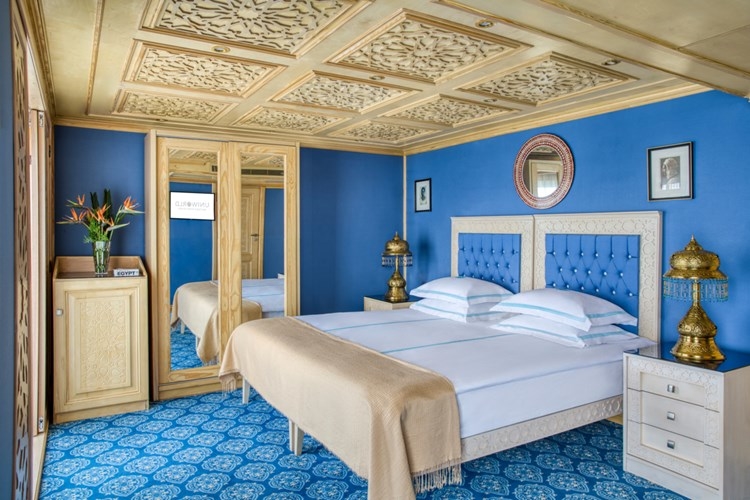 Deluxe French Balcony – [DB]