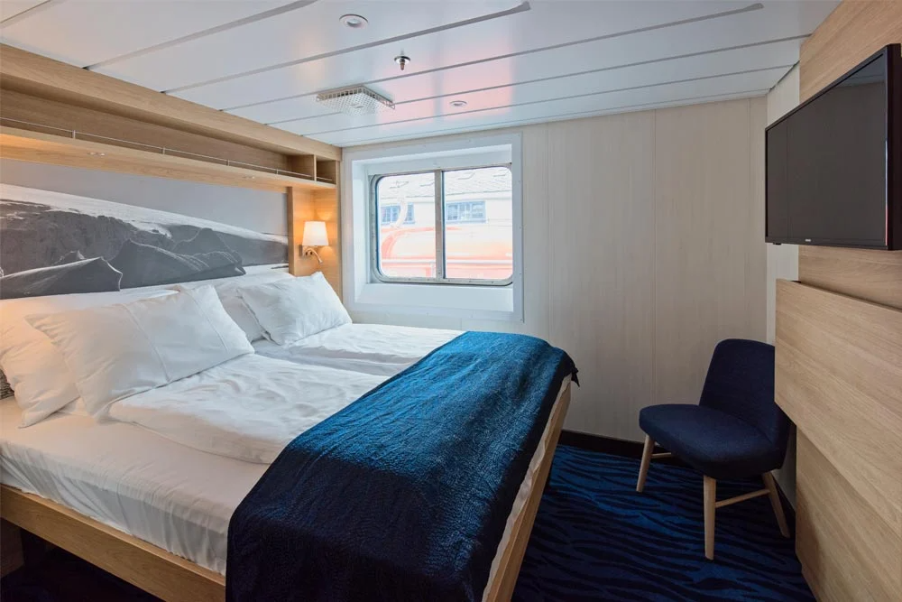 Outside Cabin – [J2]