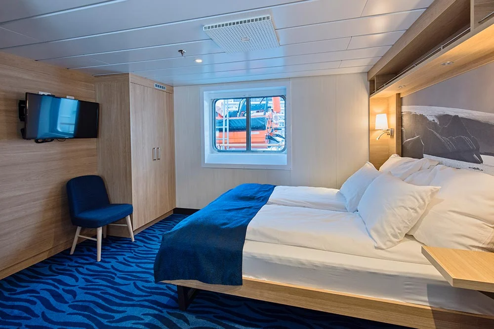 Arctic Superior – [YA]