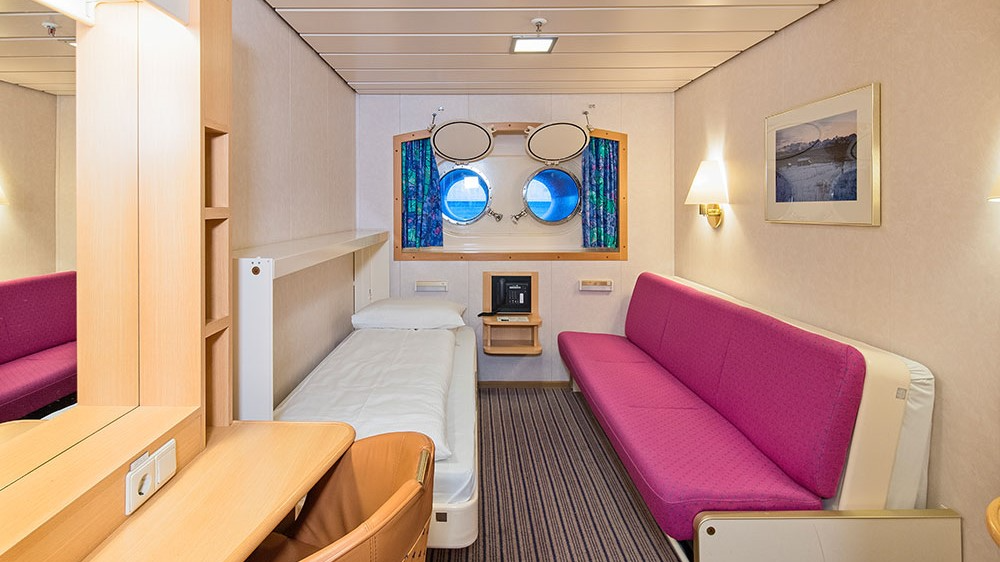 Unspecified Outside Cabin	 – [USPT]