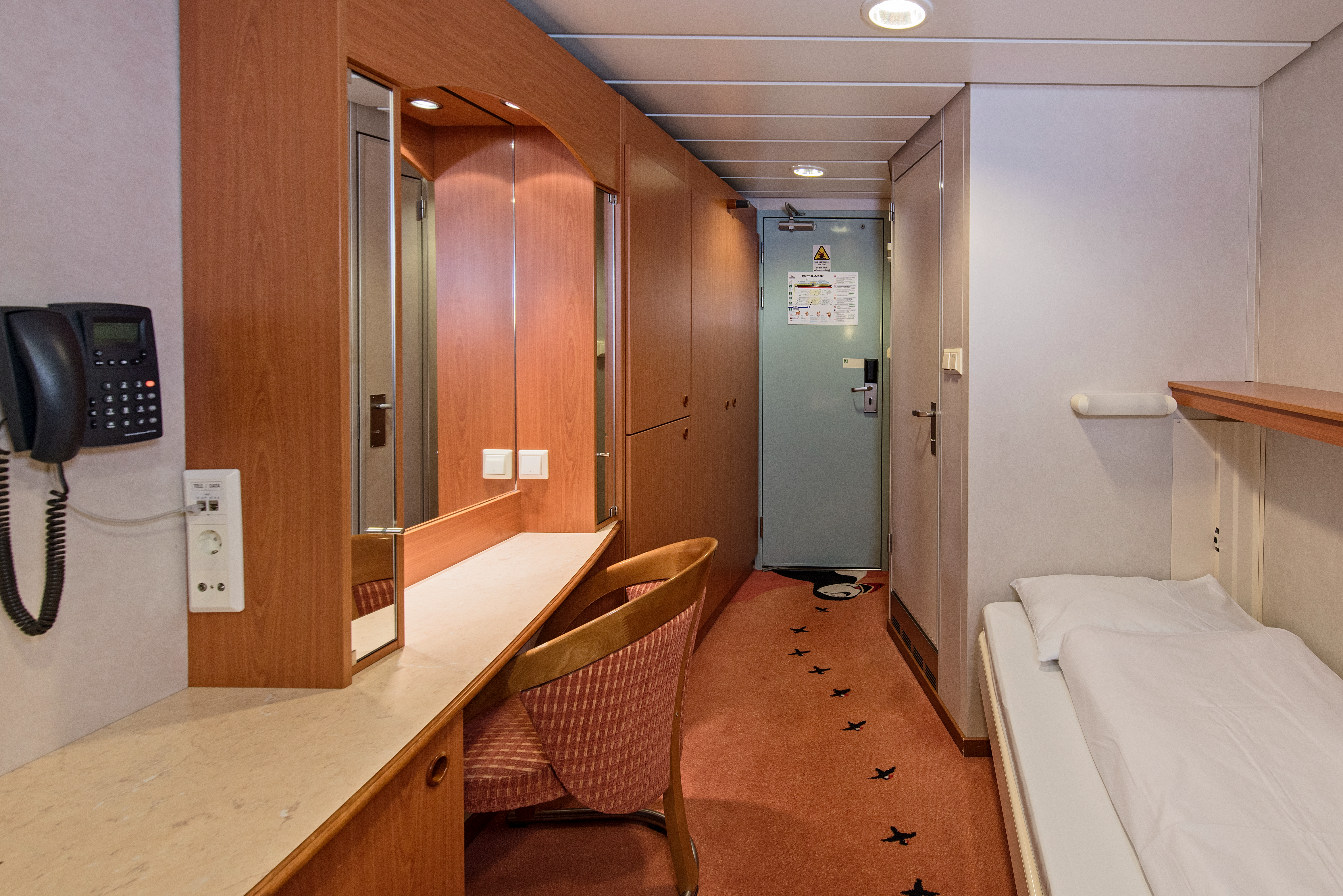 Unspecified Inside Cabin – [USPI]