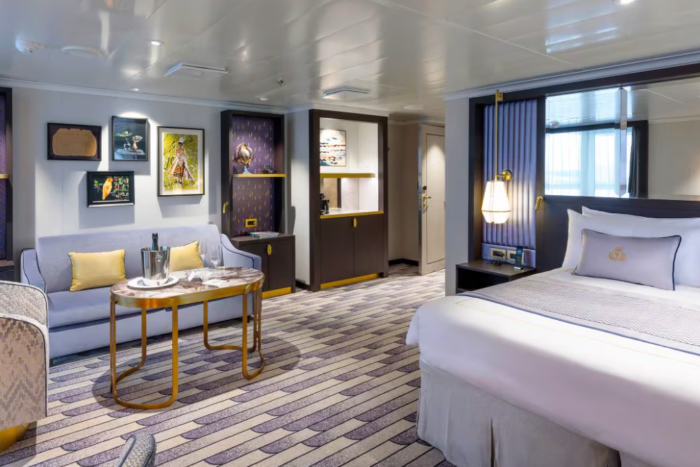 Queen Suite-[Q6]