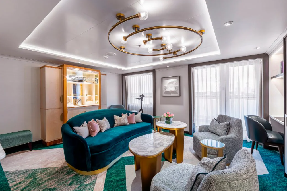 Master Suite-[Q2]