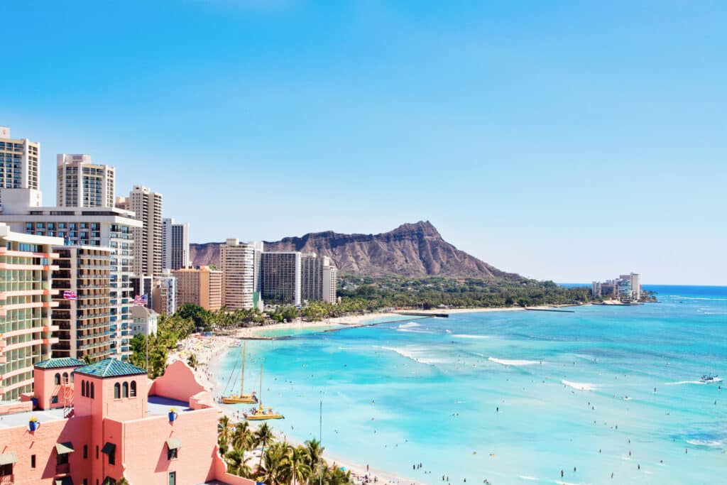 Waikiki Beach and Diamond Head resorts in Oahu, Hawaii