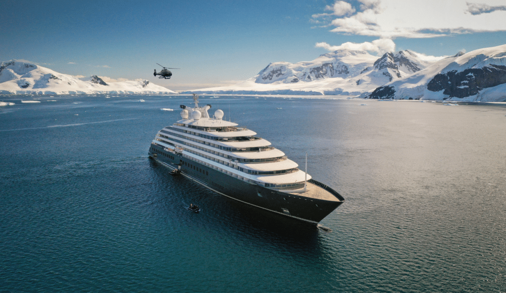 Charting New Waters: Discover Luxury Yacht Cruising with Scenic